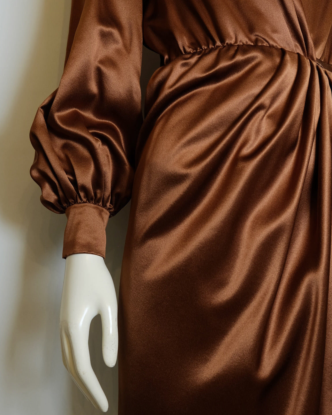 Abito Sartoriale Seta Marrone