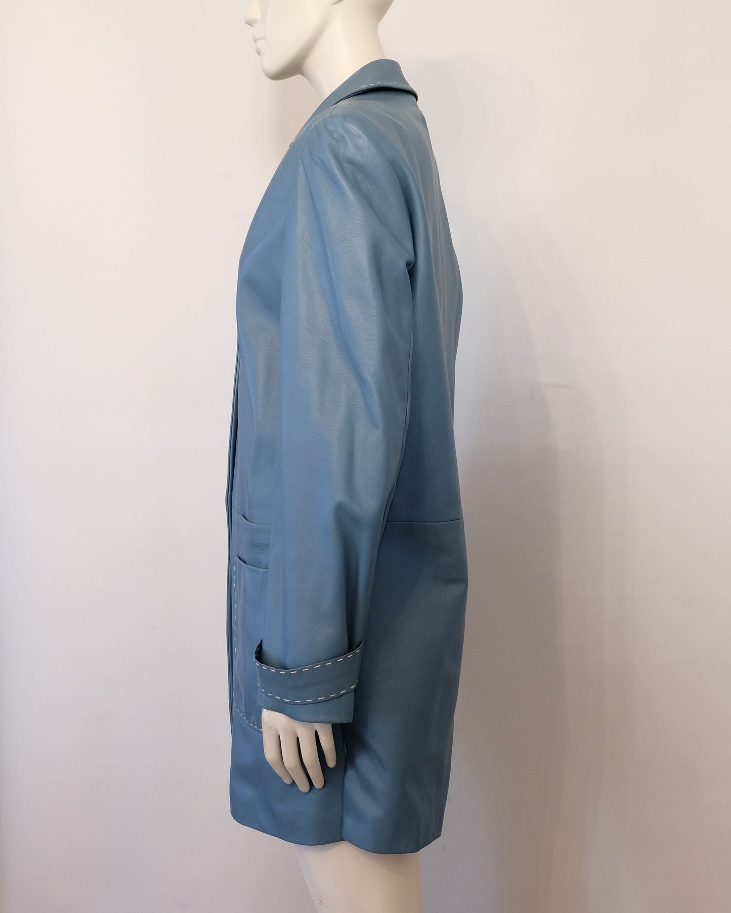 Giacca Dallay in pelle azzurro polvere anni '90