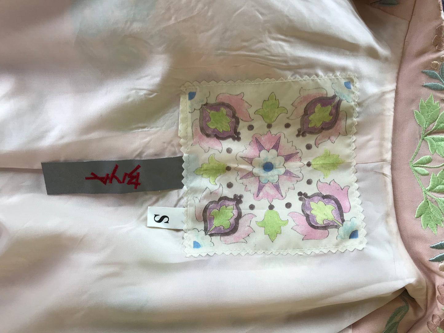 Giacca BIYA by Johnny Was con Ricami Floreali Rosa Antico