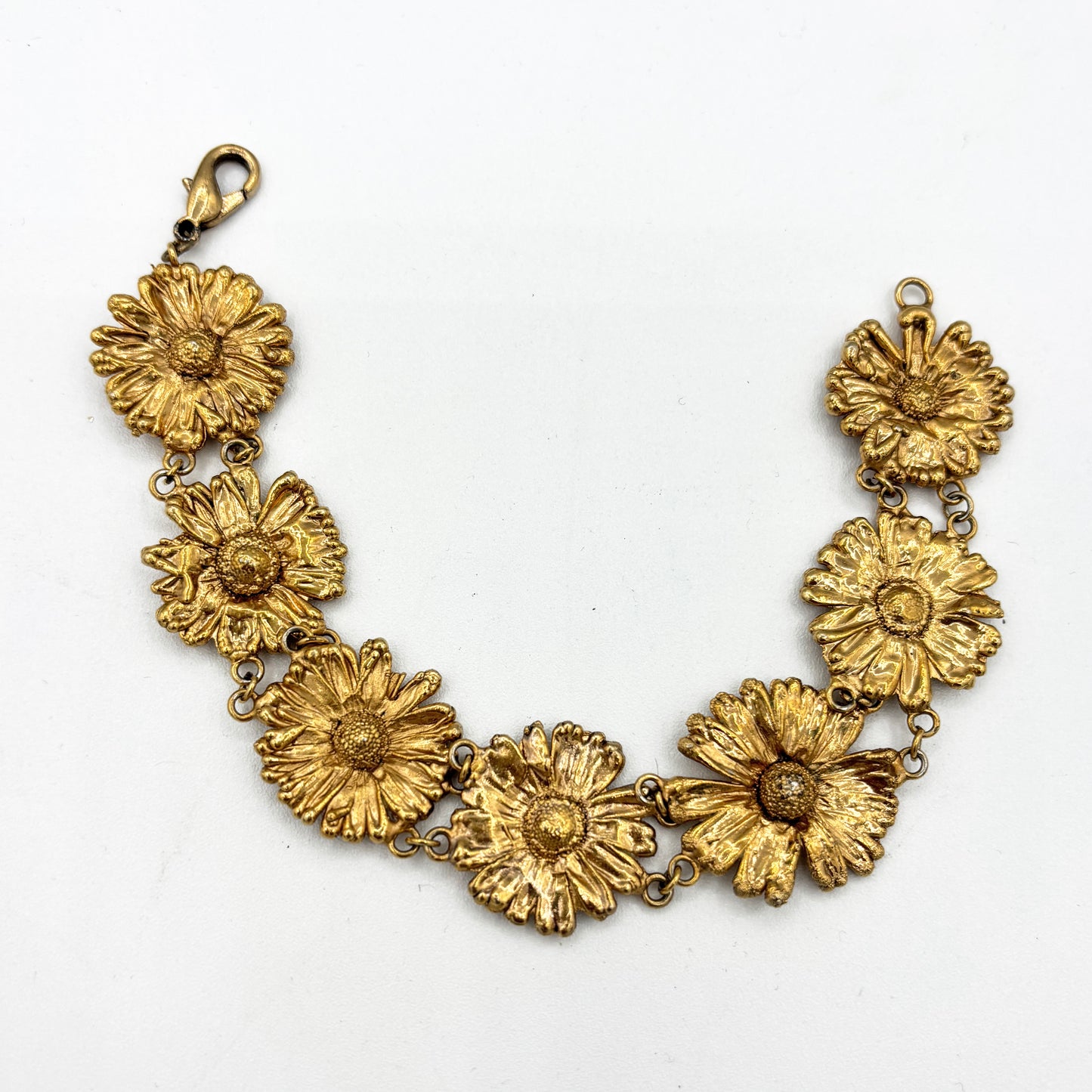 Set Anni ’70 Bracciale e Anello in Metallo Dorato con Motivo Floreale