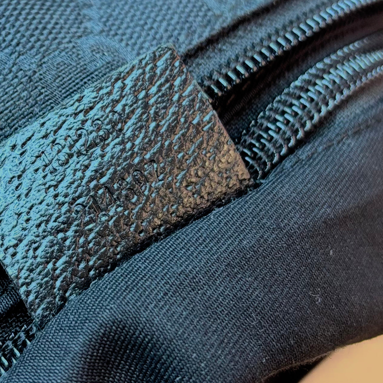 Borsa Gucci in Tela Nera Monogram GG