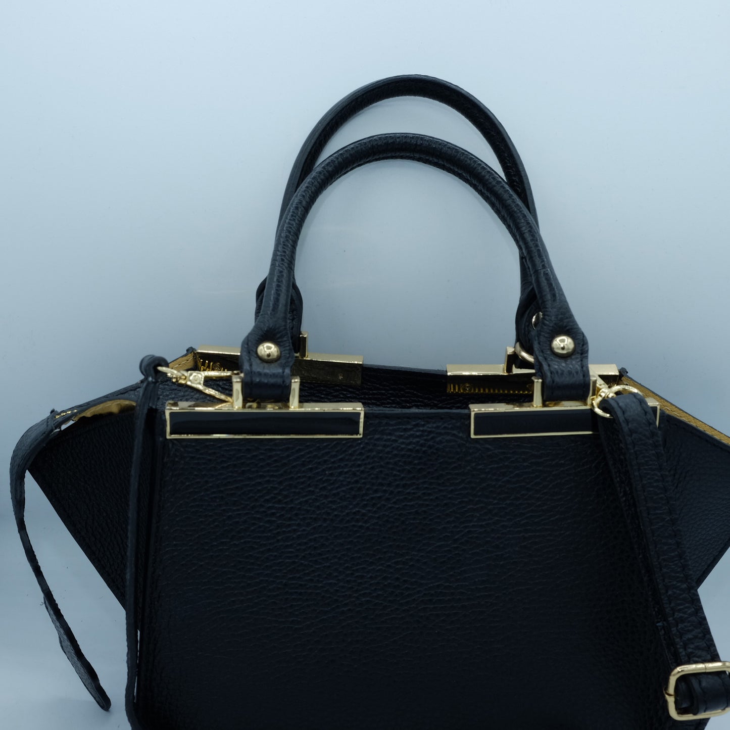 Midi Bag in Cavallino Zebra con Dettagli in Pelle Nera